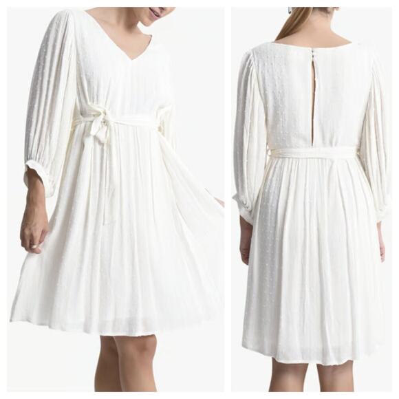 Molly Bracken Dresses & Skirts - NWT Molly Bracken Women's White Short Dotted Swiss Dress Off White Gold Size XL